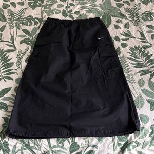 BRAND NEW WITH TAGS Nike Women's Black Maxi Skirt